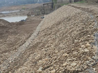 2011年 青海省玉樹藏族自治州災后重建防洪堤工程